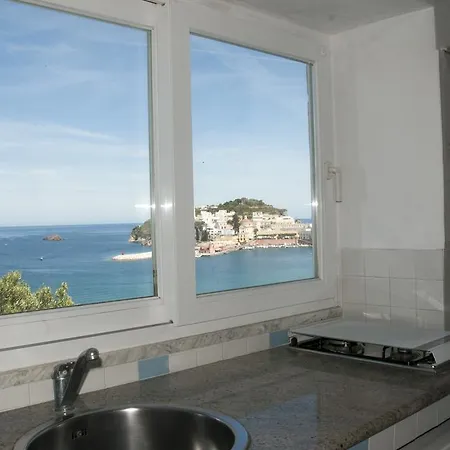 Monolocali Giancos * Ponza