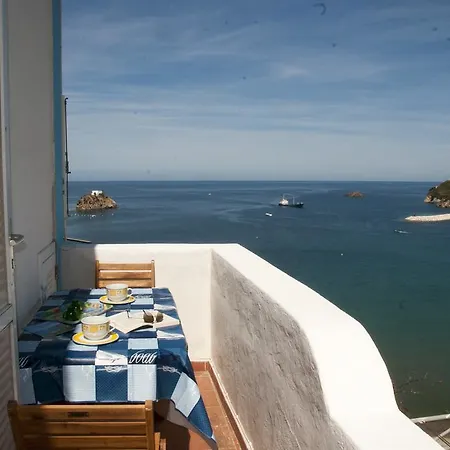 Apartment Monolocali Giancos Ponza