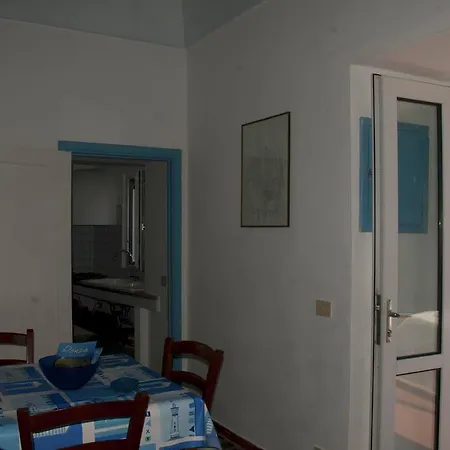 Apartment Monolocali Giancos Ponza
