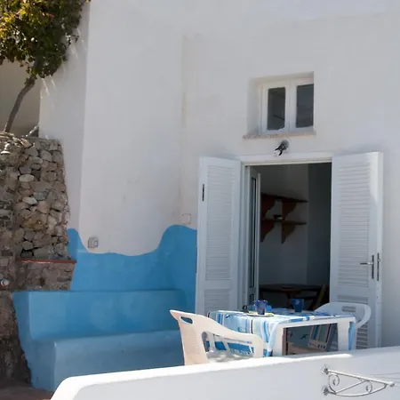 Monolocali Giancos Apartment Ponza