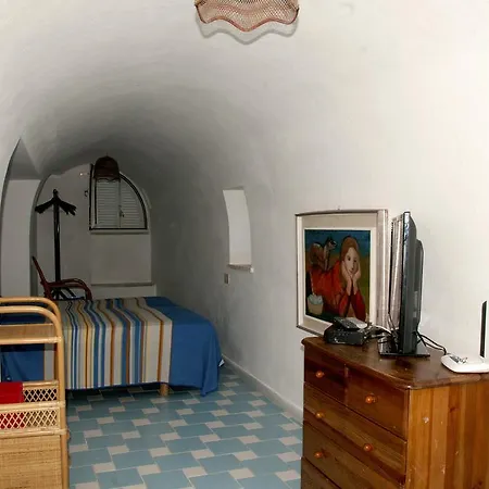 Monolocali Giancos Apartment Ponza