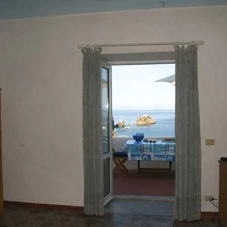 Monolocali Giancos Apartment Ponza